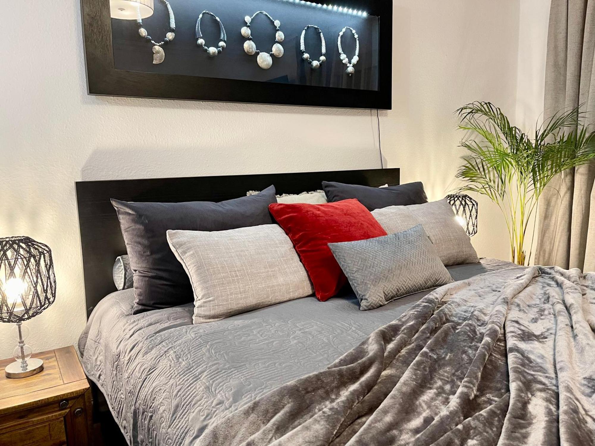 Tunnel Apartment - Nordbahntrasse, Kontaktloser Self-Check-In, Netflix Wuppertal Exterior foto
